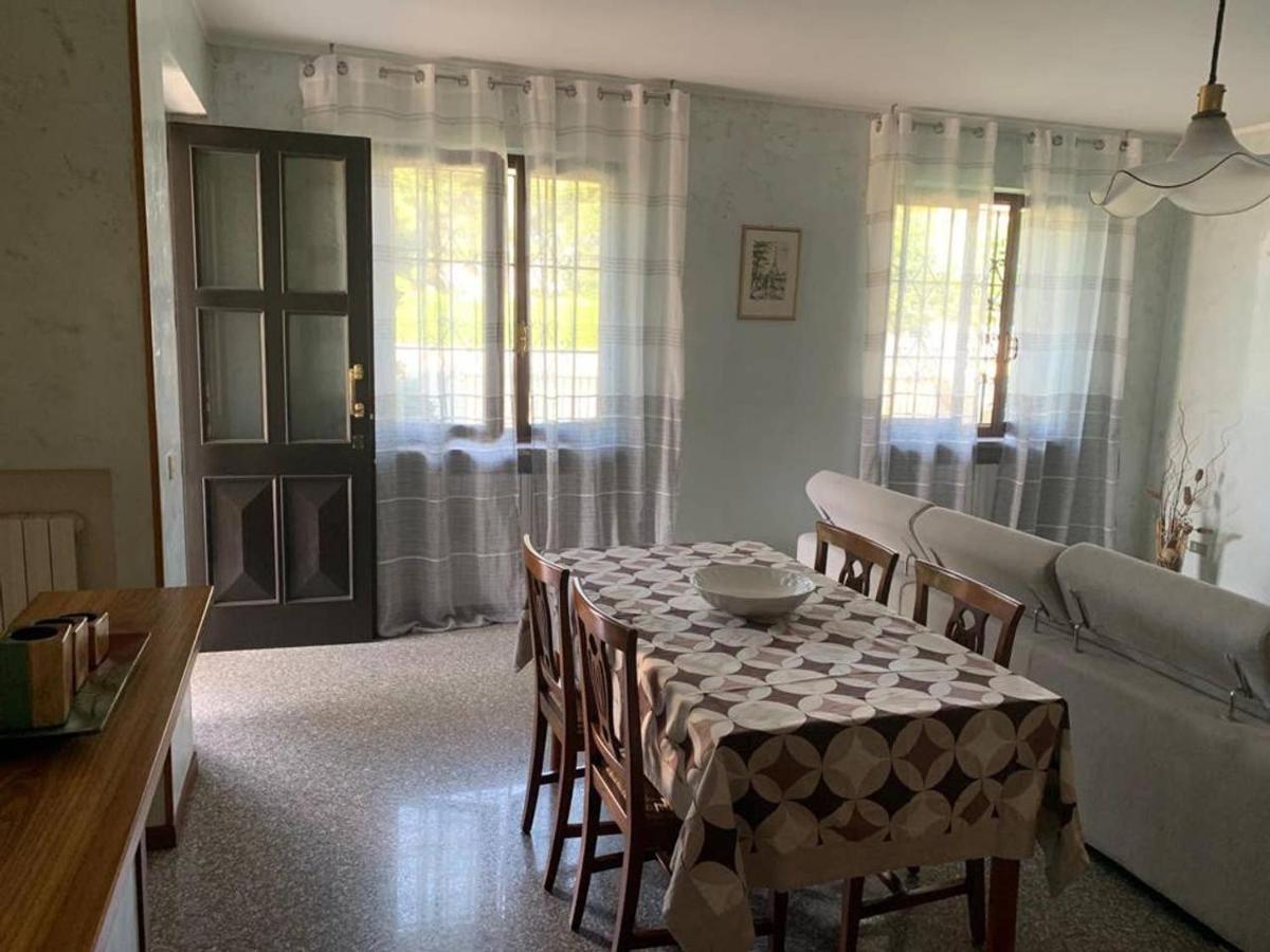 Il Portico 9 Apartment บุสโซเลงโก ภายนอก รูปภาพ