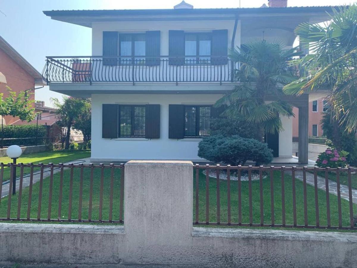 Il Portico 9 Apartment บุสโซเลงโก ภายนอก รูปภาพ