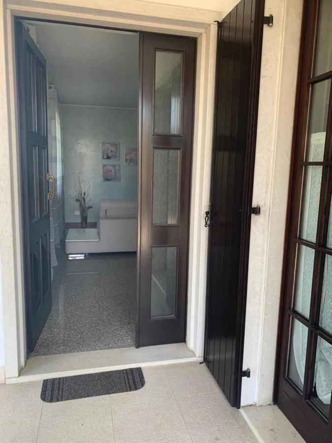 Il Portico 9 Apartment บุสโซเลงโก ภายนอก รูปภาพ